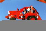 Traktor mit Conrad-reifen, Hebevorrichtung und Membram-kompressor
