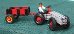 Schmalspur-Knicklenker-Traktor mit Anhnger